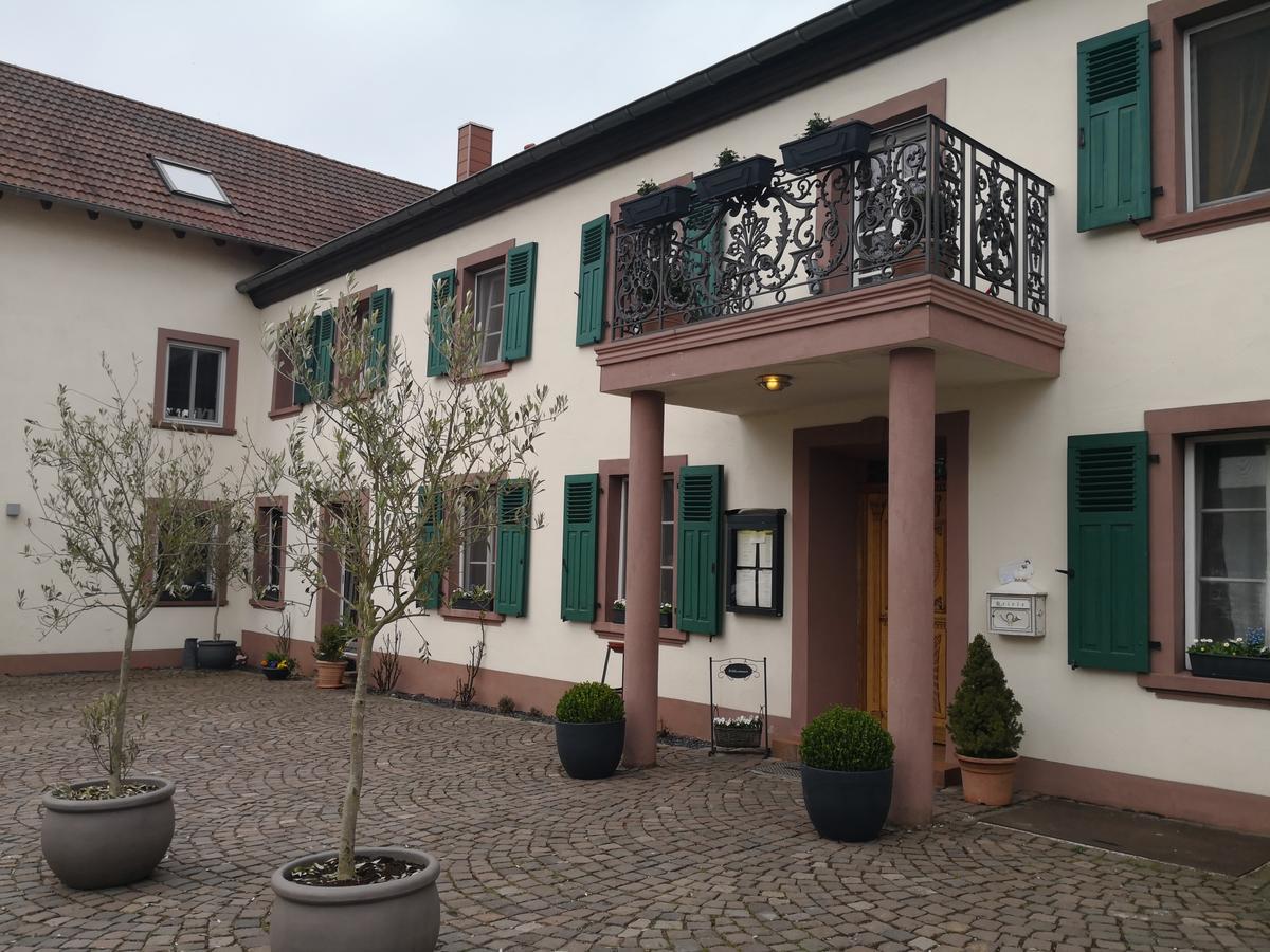 Hotel Sonnenhof Perl Eksteriør bilde